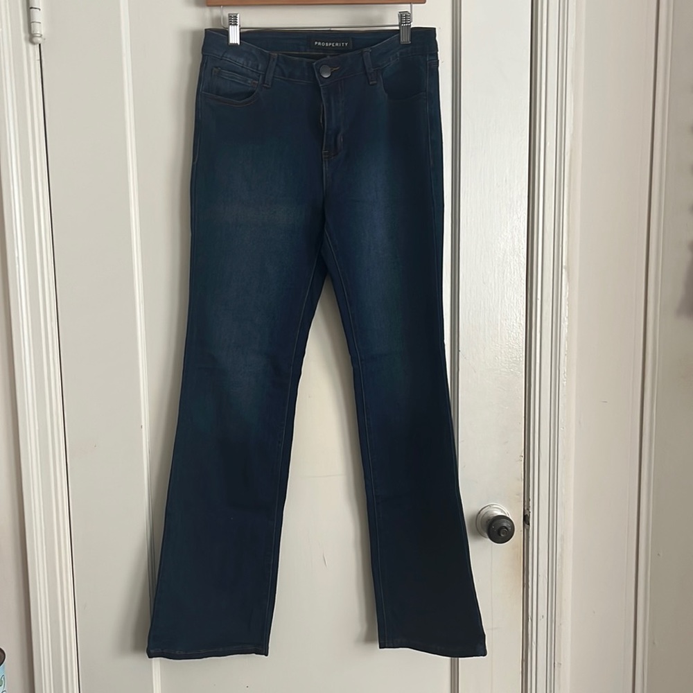 🌟 NEVER WORN! PROSPERITY FLARED JEANS | SIZE 30 | STYLISH AND VERSATILE! 🌟